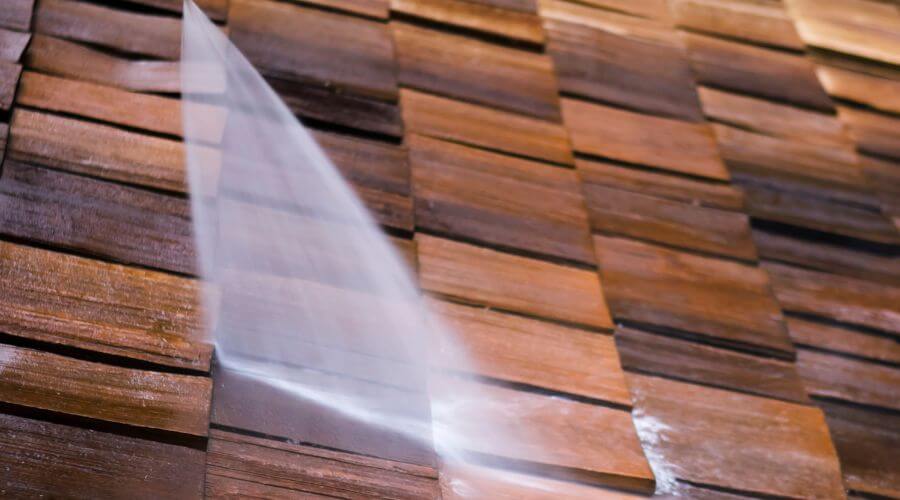 Expert flood damage restoration services in Parkersburg, IL